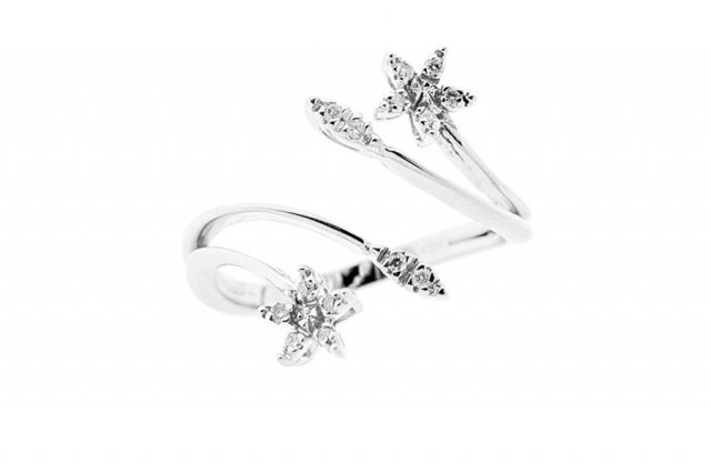 Anello Fantasia Grama & Mounier con Diamanti da 0.10ct in oro bianco 18kt GM057