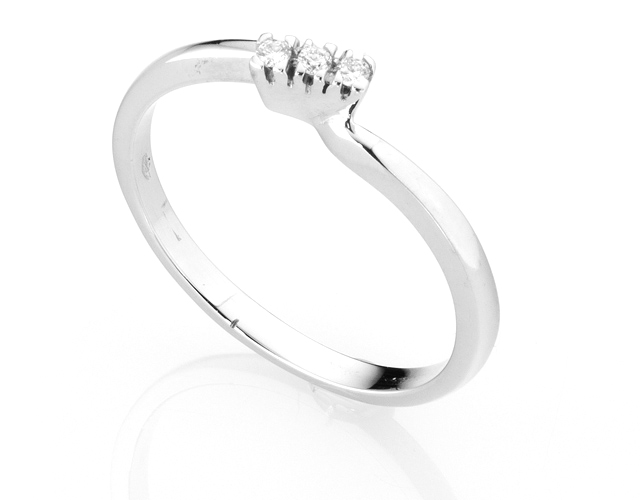 18K White Gold and Trilogy 0.05ct Natural Diamonds Ring