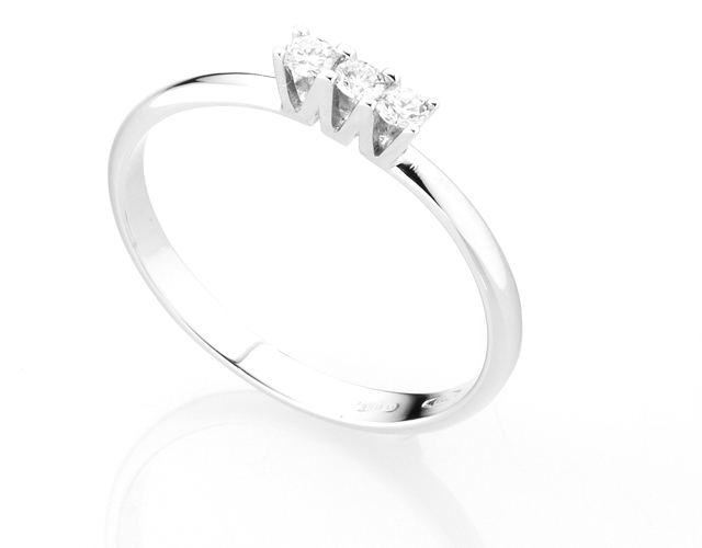 18K White Gold and Trilogy 0.14ct Natural Diamonds Ring