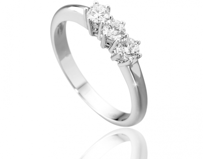 18K White Gold and Trilogy 0.30ct Natural Diamonds Ring