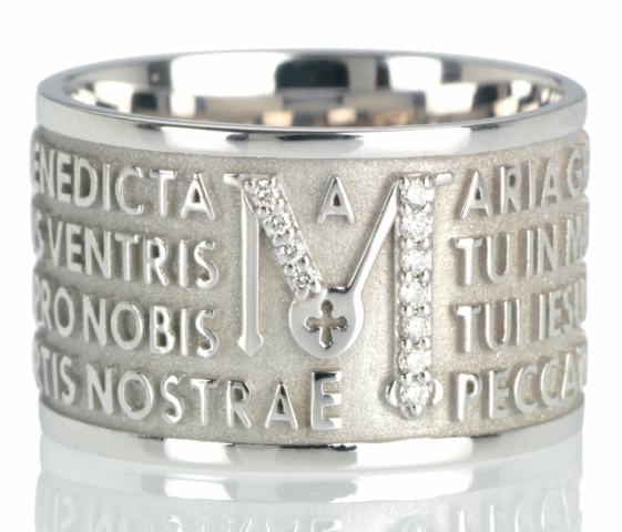 Anello Tuum Tuam in Oro bianco 9kt e diamanti con Ave Maria in latino