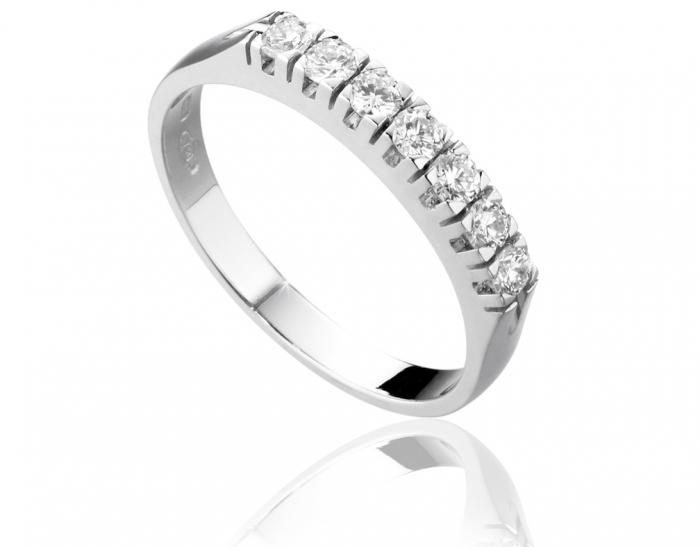 18K White Gold and 0.40ct Natural Diamonds Ring