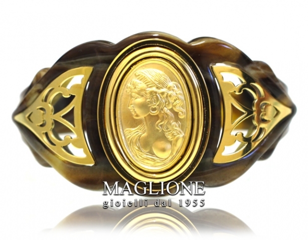 Bracciale a fascia piccola in alicrite di osso con profilo donna pompeiana