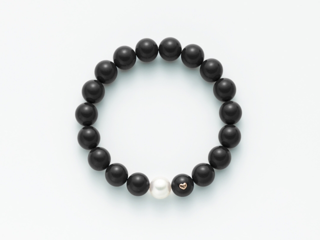 Bracciale Miluna a molla con sfere di Agata nera, Perla e cuoricino in oro PBR1810