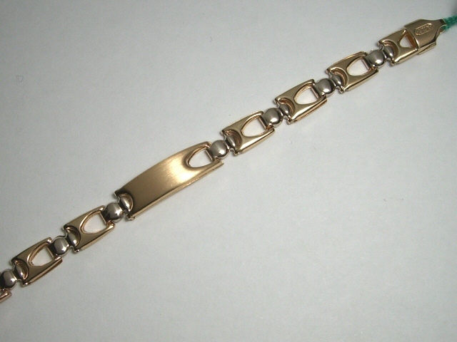 Bracciale scatolato agganciato a 3 colori oro 18kt