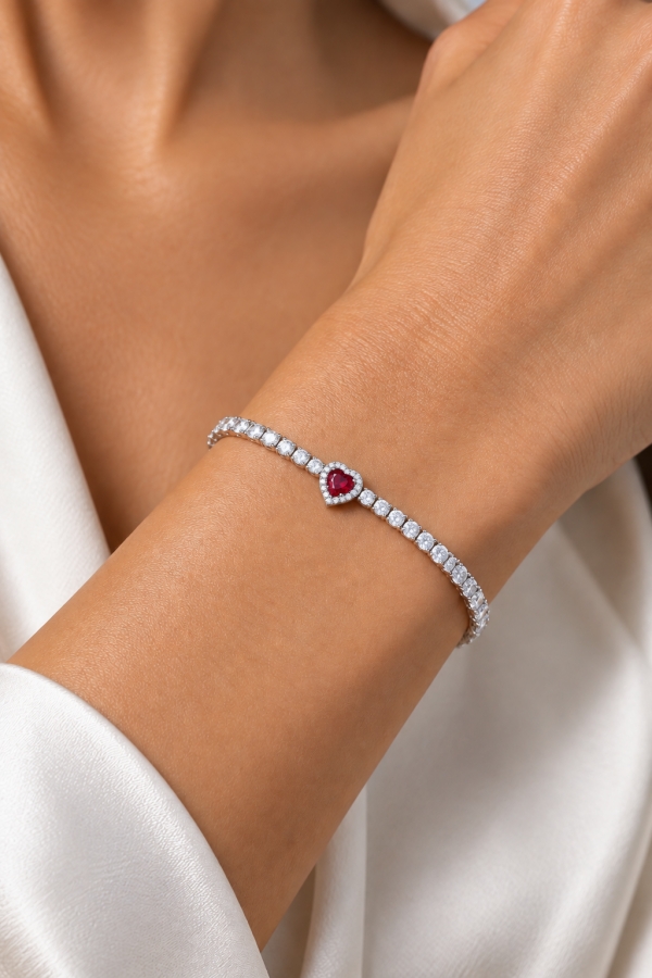 Bracciale Tennis Kate con Cuore rosso in Argento 925 rodiato e Cubic Zirconia
