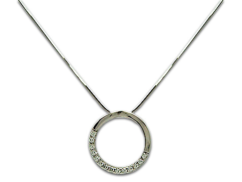 18K White Gold Circle Pendant Necklace