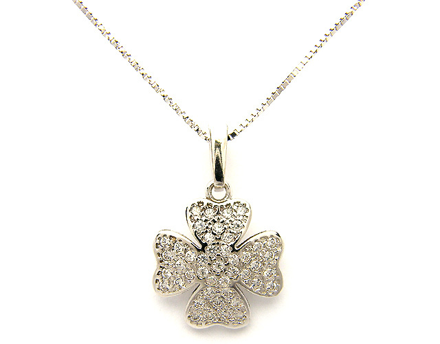 18K White Gold Pendant Necklace
