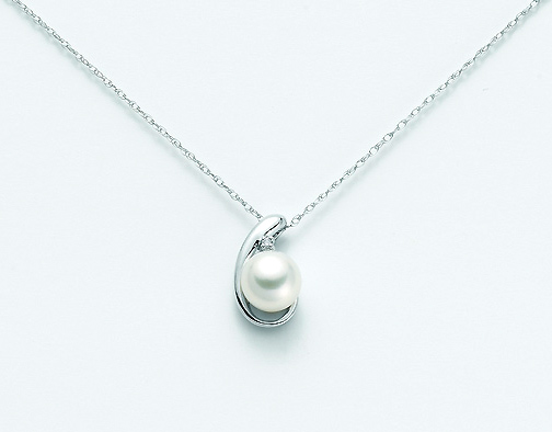 Catenina girocollo Miluna in oro bianco 18kt con Perla e diamanti 0.07ct PCL1842