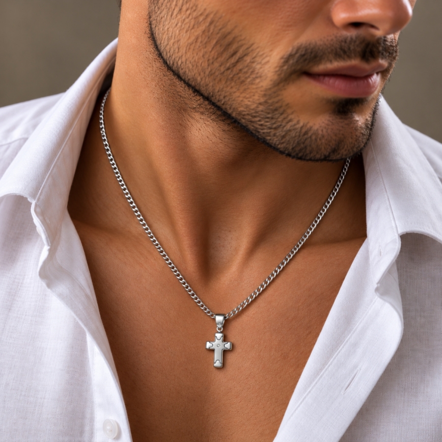 18K White Gold Necklace with Cross and Diamond