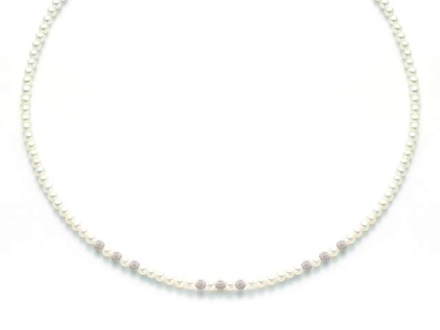 18K White Gold and White Pearls Necklace MILUNA