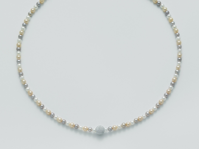 Collana Miluna in oro bianco 18kt con Perle multicolore e sfera diamantata PCL3096