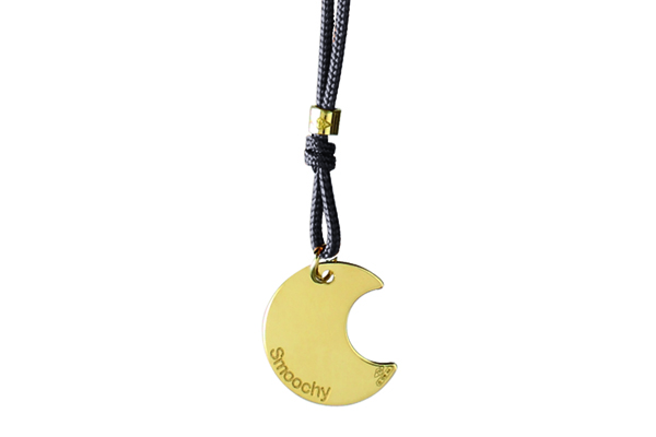 Cordino con ciondolo My Charm luna collezione Mini Charm in oro giallo o bianco 18kt 
