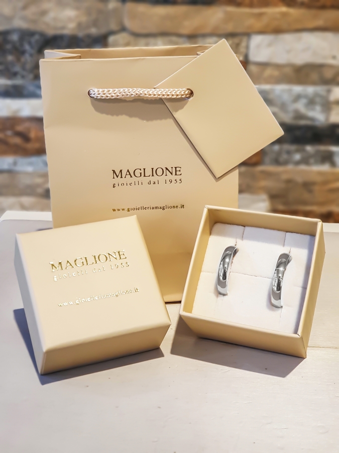 Fede Nuziale pvd Oro Bianco 18kt bombatura comoda 4 mm