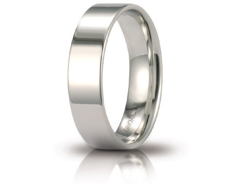 Circles of Light - 18K White Gold 5 mm Comfort Wedding Ring Unoaerre