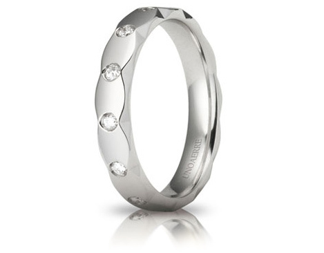 Luna - 18K White Gold Natural Diamonds Wedding Ring Unoaerre