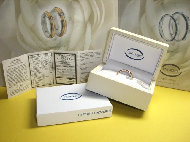 Luna SLIM - 18K Rose Gold Natural Diamonds Wedding Ring Unoaerre