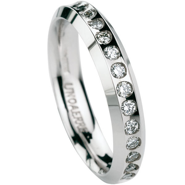 Venere - 18K White Gold Natural Diamonds Wedding Ring Unoaerre from n. 27 to 32