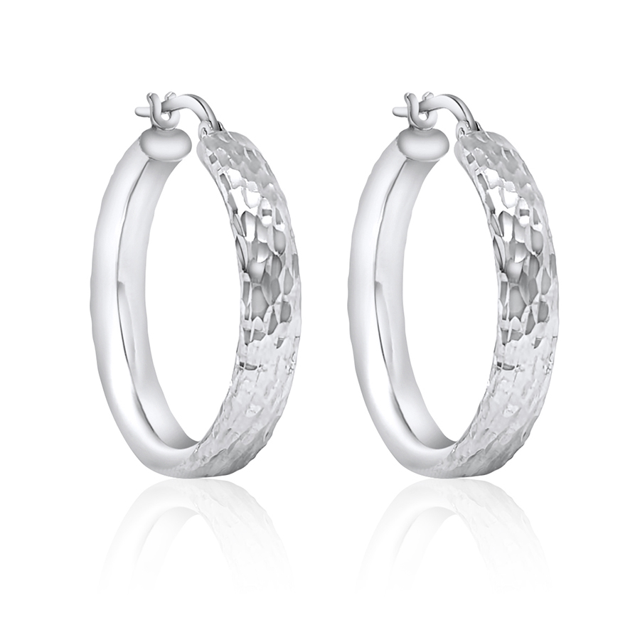 Orecchini a cerchio in oro bianco 18kt faccettato