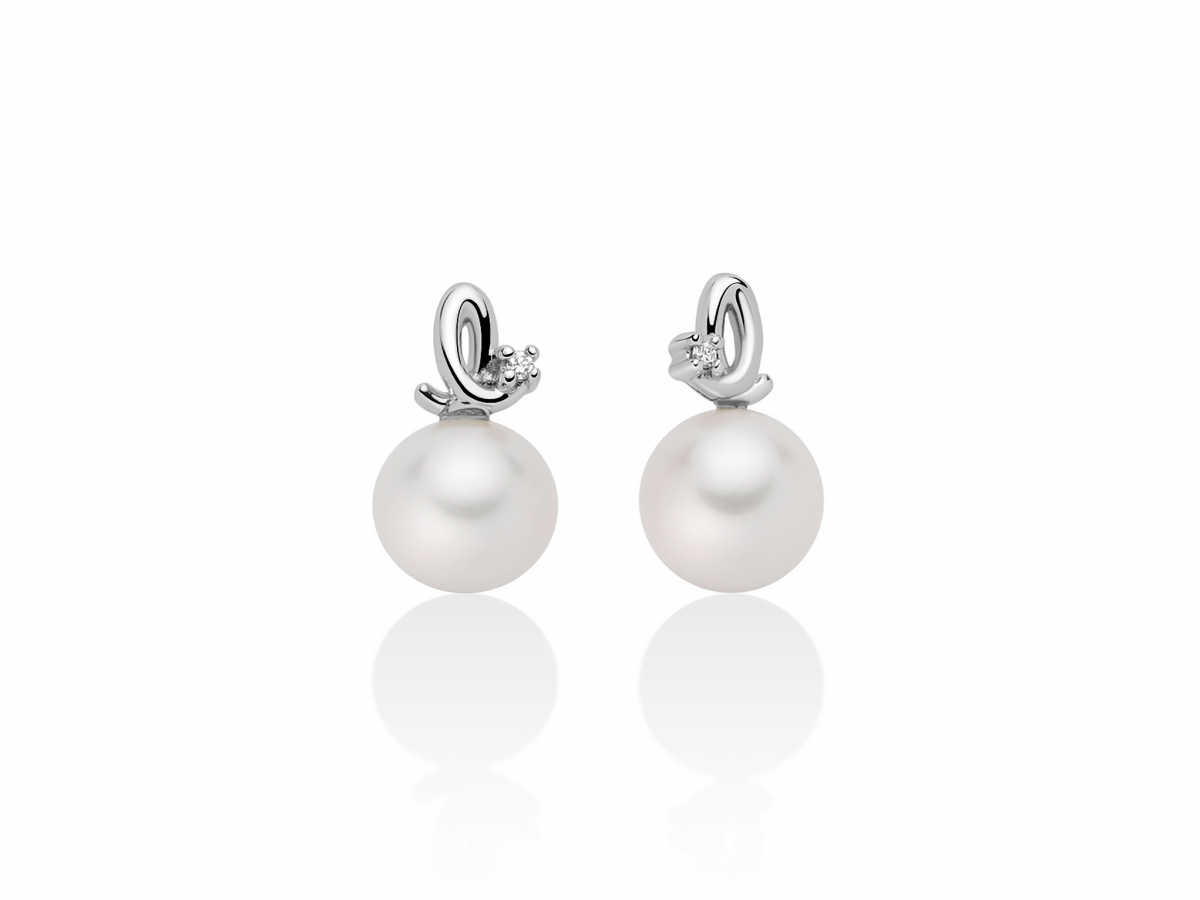 Miluna - 18k Gold Earrings with natural Pearls and natural Diamonds