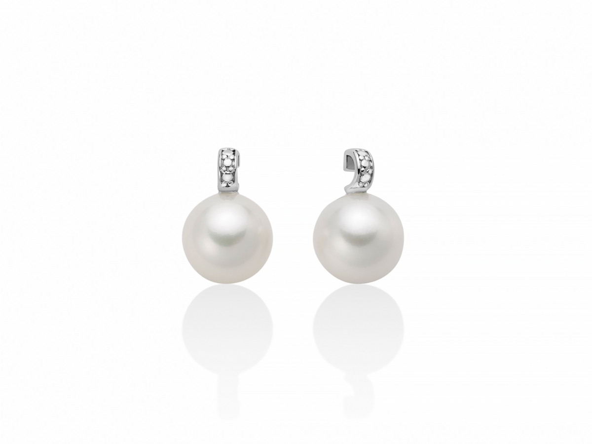 Miluna - 18k Gold Earrings with natural Pearls