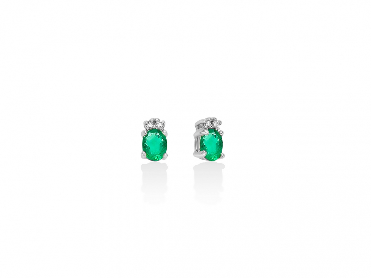 Miluna - 9k Gold Earrings with natural Emerald and natural Diamonds