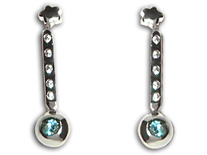 18K White Gold and Cubic Zirconia Earrings