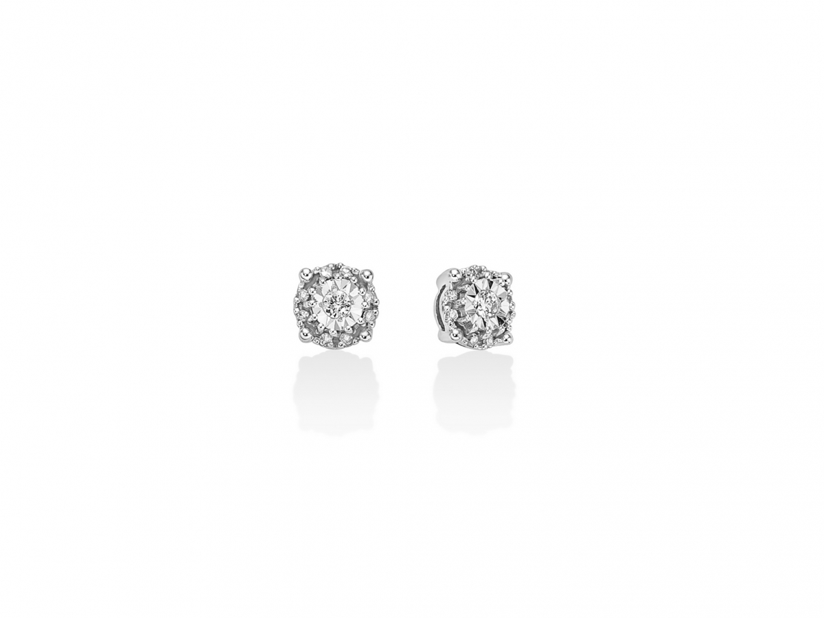 Miluna - 9k Gold Earrings with natural Diamonds