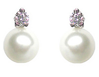 GioielleriaMaglione.it - 18K White Gold 6.00mm White Japan Pearl and Diamond Earrings