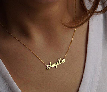 Vendita gioielli con nome personalizzabili. Anello, collana, bracciale oppure orecchino